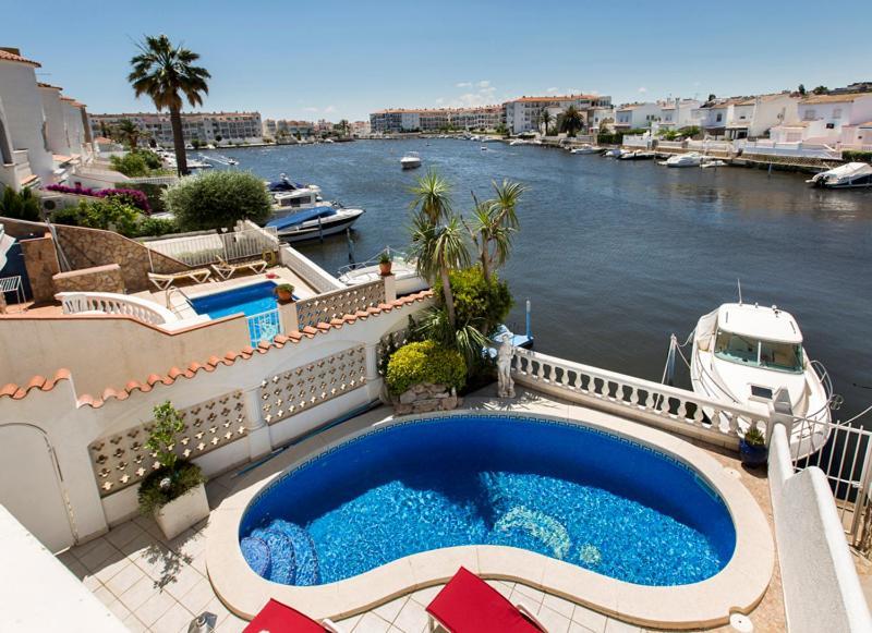 2009 Casa San Maurici Con Piscina By Homeselectspain Empuriabrava Exterior photo